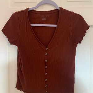 American Eagle shirt